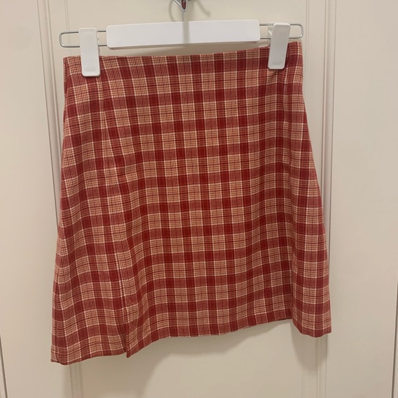 BNWOT*RARE*BRANDY MELVILLE CARA MINI SKIRT❤️🔥RED/ORANGE PLAID-OS-NEVER … - Picture 14 of 16